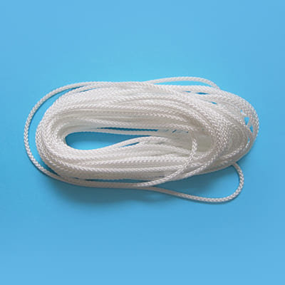 Веревка белая, 2.0 мм Веревка белая для управления вертикальными жалюзи.